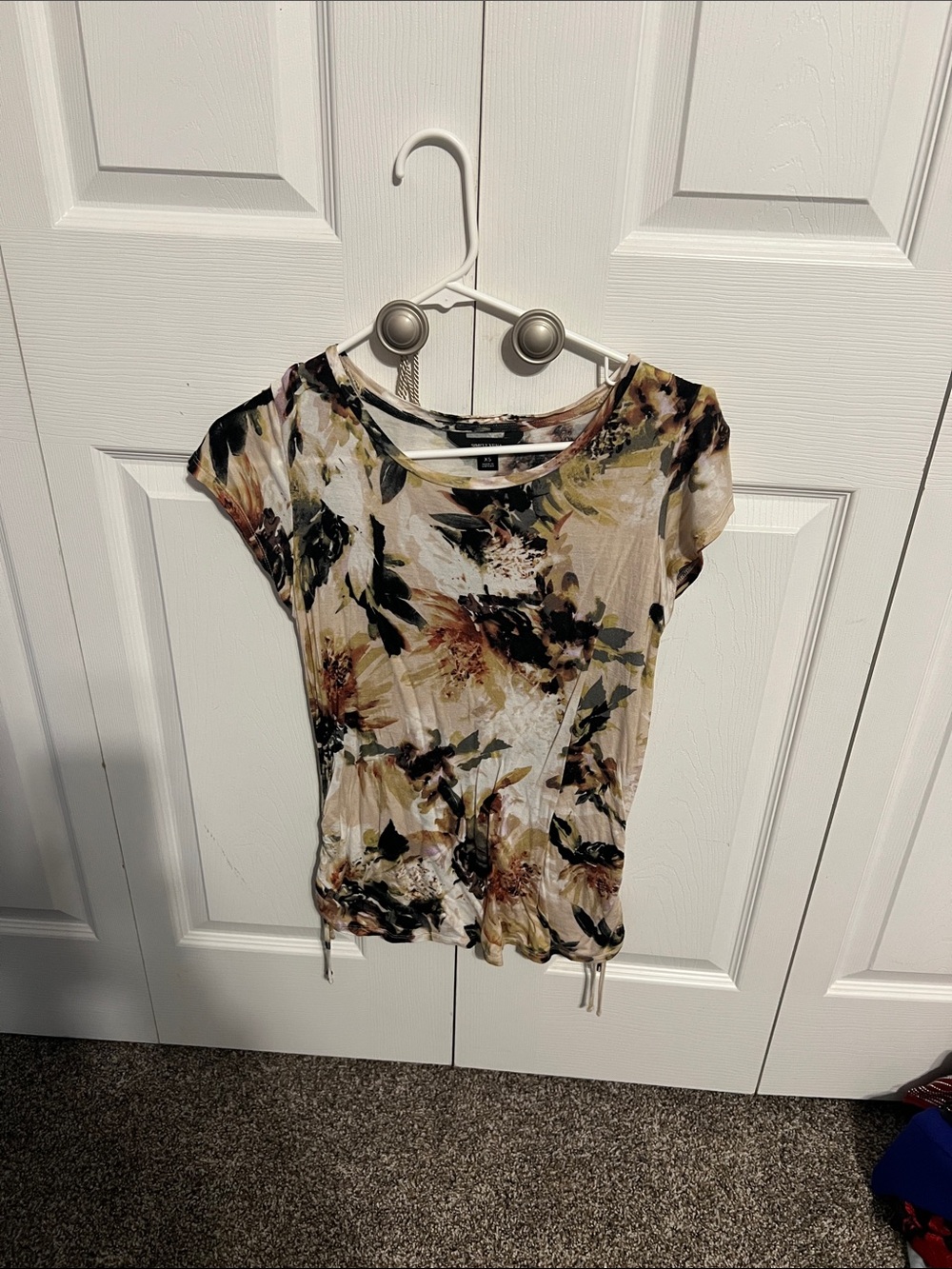 Floral Drawstring Short Sleeve Top - Beige/Olive